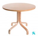 Mesa de estilo nórdico o escandinavo