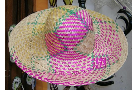 Sombrero o borsalino de paja